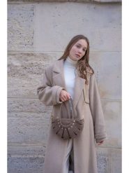 Maison héritage PARIS Skórzana torebka "Mini Sparti" w kolorze beżowym - 29 x 18 x 5 cm rozmiar: onesize. Brązowe torby na ramię Maison héritage PARIS, bez wzorów, z materiału, przez ramię, bez dodatków. Za 347.99 zł.