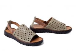 KOCH 030.113.1895 scorpion, sandały damskie. Zielone sandały KOCH, w ażurowe wzory, ze skóry, bez obcasa, bez zapięcia. Za 224.90 zł.