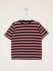 Trendyol Koszulka w kolorze czerwono-czarnym rozmiar: L. Czarne bluzki Trendyol, l, bez wzorów, z wiskozy, bez kołnierzyka, bez ramiączek. Za 82.99 zł.