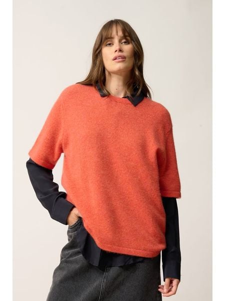 Just Cashmere Kaszmirowa koszulka "Carla" w kolorze koralowym rozmiar: XXL. Czerwone bluzki Just Cashmere, xxl, bez wzorów, z kaszmiru, bez kołnierzyka, bez ramiączek. Za 524.62 zł.