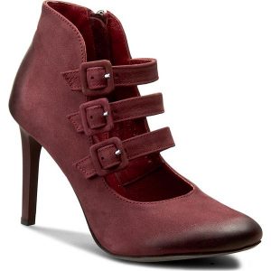 Szpilki CARINII - B3813 B73-000-PSK-A92. Czerwone szpilki Carinii, bez wzorów, z materiału, eleganckie, bez obcasa, na obcasie, bez zapięcia. W wyprzedaży za 189.00 zł.