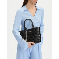Torebka Nine West. Czarne torebki klasyczne Nine West, bez wzorów, bez dodatków. Za 249.99 zł.