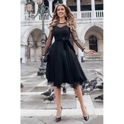 Sukienka ROMULA. Czarne sukienki Sukienka ROMULA, l, bez wzorów, eleganckie, bez kołnierzyka, bez ramiączek. W wyprzedaży za 89.00 zł.