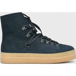 Wojas - Botki. Niebieskie botki Wojas, bez wzorów, z gumy, bez obcasa, na obcasie, bez zapięcia. W wyprzedaży za 319.90 zł.