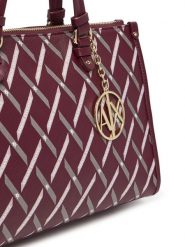 Armani Exchange Torebka XW000400 AF17155 MA043 Bordowy. Czerwone torebki klasyczne Armani Exchange, bez wzorów, ze skóry, bez dodatków. Za 759.99 zł.