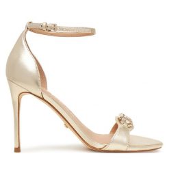 Sandały Guess. Żółte sandały Guess, z aplikacjami, bez obcasa, na szpilce, bez zapięcia. Za 539.99 zł.