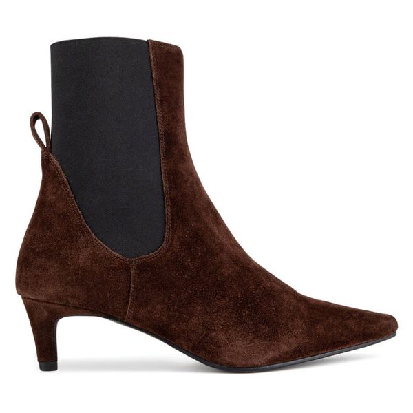 Botki GINO ROSSI. Brązowe botki Gino Rossi, bez wzorów, bez obcasa, na szpilce, bez zapięcia. Za 379.99 zł.