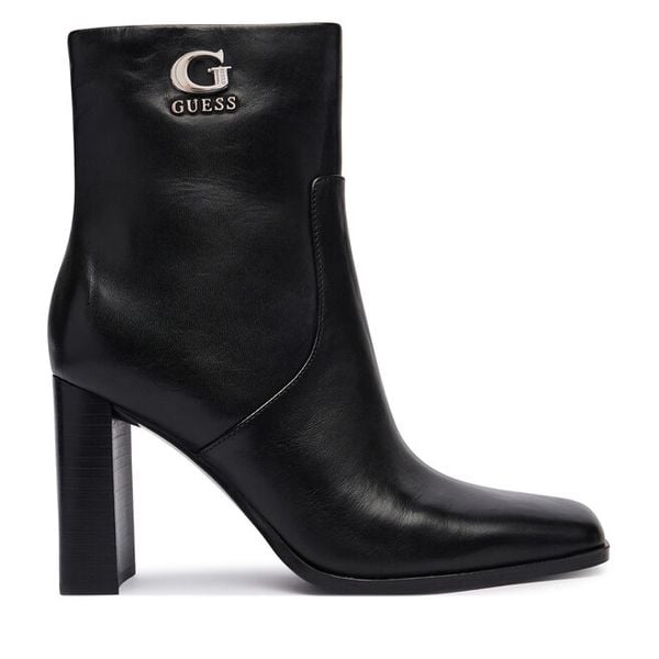 Botki Guess. Czarne botki Guess, z aplikacjami, bez obcasa, na słupku, bez zapięcia. Za 764.99 zł.