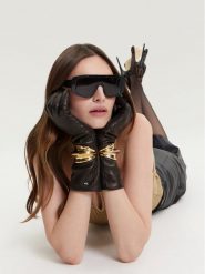 PINKO Okulary przeciwsłoneczne VEGA Czarny. Czarne okulary przeciwsłoneczne Pinko, bez wzorów, z tworzywa sztucznego. Za 619.99 zł.
