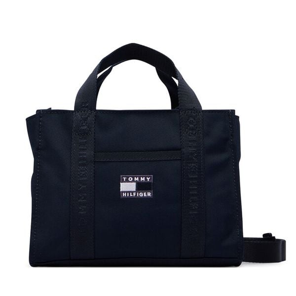 Torebka Tommy Hilfiger. Niebieskie torebki klasyczne TOMMY HILFIGER, bez wzorów, bez dodatków. Za 249.99 zł.