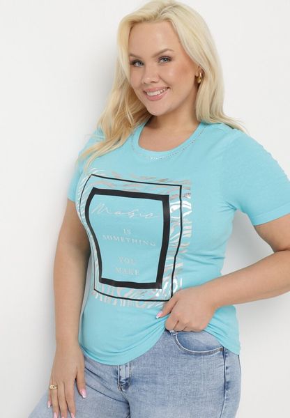 Jasnoniebieski Bawełniany T-shirt Koszulka z Krótkim Rękawem Ozdobiona Nadrukiem i Cyrkoniami Codara. Niebieskie bluzki Born2be, l, bez wzorów, z bawełny, bez kołnierzyka, bez ramiączek. Za 39.99 zł.