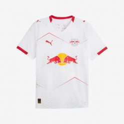 Koszulka piłkarska oficjalna Puma RB Lipsk 25/26 domowa. Bluzki Puma, s, bez wzorów, z materiału, sportowe, bez kołnierzyka, bez ramiączek. Za 459.99 zł.