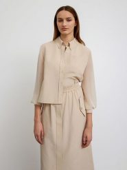 BGN Bluzka w kolorze beżowym rozmiar: 40. Brązowe bluzki BGN, bez wzorów, bez kołnierzyka, bez ramiączek. Za 109.95 zł.