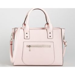Torba kuferek - Różowy. Kufry i kosmetyczki Sinsay. Za 49.99 zł.