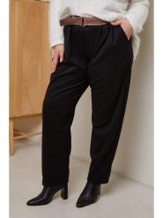 Curvy Lady Spodnie chino w kolorze czarnym rozmiar: 40/42. Czarne spodnie materiałowe Curvy Lady, na co dzień, bez wzorów, z tkaniny, z standardowym stanem. Za 136.13 zł.
