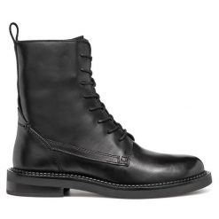 Botki Geox. Czarne botki Geox, bez wzorów, bez obcasa, na płaskiej podeszwie, bez zapięcia. Za 769.99 zł.