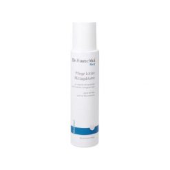 Dr. Hauschka Uprawa rombu mleczko do ciała ( Body Lotion) 200 ml. Balsamy i kremy do ciała Dr. Hauschka. W wyprzedaży za 111.00 zł.