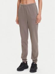 Nike Spodnie dresowe Chill Terry FN2434 Brązowy Regular Fit. Brązowe spodnie dresowe Nike, xl, bez wzorów, z bawełny. Za 259.99 zł.