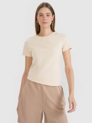 4F T-shirt slim gładki damski - beżowy XS. Brązowe t-shirty 4f, xs, bez wzorów, z bawełny, bez kołnierzyka, bez ramiączek. W wyprzedaży za 29.99 zł.