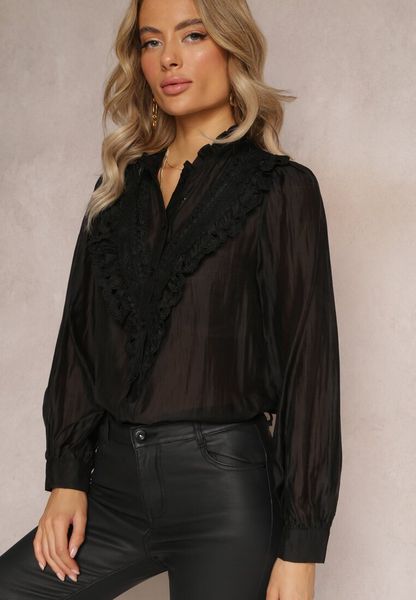 Czarna Koszula na Guziki z Ozdobną Koronką Raneem. Czarne koszule Renee, m, bez wzorów, z koronki, bez kołnierzyka, bez ramiączek. Za 119.99 zł.