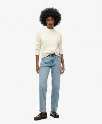 Superdry Jeansy z podwyższonym stanem prosta nogawka. Zielone jeansy Superdry, bez wzorów, z podwyższonym stanem. Za 302.50 zł.