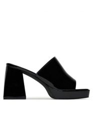 DeeZee Klapki LR2205105 Czarny. Czarne klapki DeeZee, bez wzorów, z materiału, bez obcasa. Za 159.99 zł.