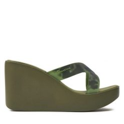 Klapki Ipanema. Zielone klapki Ipanema, bez wzorów, bez obcasa. Za 219.99 zł.