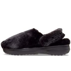Klapki Crocs Classic Unfurgettable Clog Dorośli. Czarne klapki Crocs, bez wzorów, z materiału, bez obcasa. Za 362.99 zł.