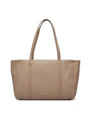 Calvin Klein Torebka Emblem Hw Pebble Tote LV04F3424G Beżowy. Brązowe shopper Calvin Klein, bez wzorów, ze skóry, bez dodatków. Za 649.99 zł.