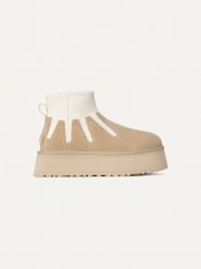 UGG Skórzane botki "Classic Mini Dipper Sunwave" w kolorze beżowo-białym rozmiar: 39. Białe botki UGG, bez wzorów, z materiału, bez obcasa, na platformie, bez zapięcia. Za 770.51 zł.
