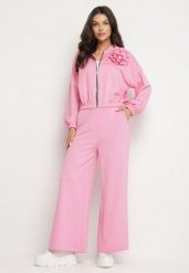 Różowy Komplet Dresowy z Wiskozą Szerokie Spodnie i Bluza ze Stójką i Broszką Redasena. Czerwone bluzy Born2be, bez wzorów, z dresówki, bez kaptura. Za 179.99 zł.