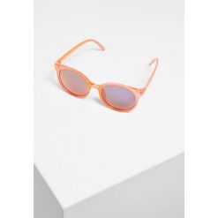 Okulary przeciwsłoneczne Urban Classics 108 uc. Brązowe okulary przeciwsłoneczne Urban Classics, bez wzorów, eleganckie. Za 73.00 zł.