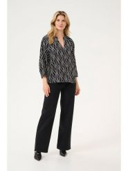 Kaffe Bluzka w kolorze czarnym rozmiar: 46. Czarne bluzki Kaffe, bez wzorów, z wiskozy, bez kołnierzyka, bez ramiączek. Za 91.34 zł.