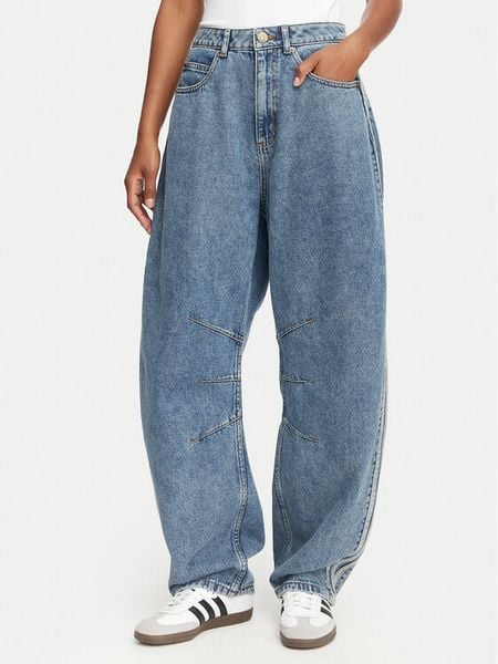 Adidas Jeansy KQ6476 Niebieski Barrel Fit. Niebieskie jeansy Adidas, bez wzorów. Za 323.99 zł.