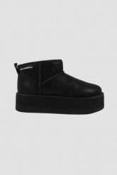 KARL LAGERFELD Czarne botki zamszowe THERMO Lo Slip On Boot, Rozmiar 39. Czarne botki KARL LAGERFELD, bez wzorów, z zamszu, bez obcasa, bez zapięcia. W wyprzedaży za 529.99 zł.