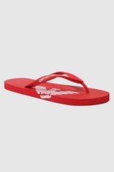 EMPORIO ARMANI Czerwone japonki z białym logo. Czerwone klapki Emporio Armani, bez wzorów, bez obcasa. W wyprzedaży za 189.99 zł.
