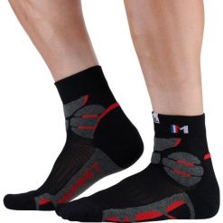 Skarpetki Monnet Mid Expert. Czerwone skarpety MONNET, bez wzorów. Za 118.50 zł.