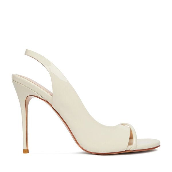 Sandały Eva Minge. Białe sandały Eva Minge, bez wzorów, bez obcasa, na szpilce, bez zapięcia. Za 449.99 zł.