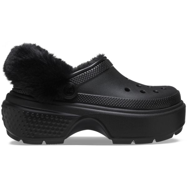 Kapcie Crocs Stomp Unisex Czarne. Czarne obuwie domowe Crocs, bez wzorów, bez zapięcia. W wyprzedaży za 299.55 zł.