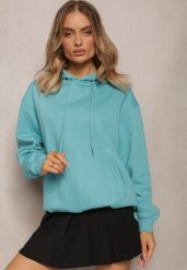 Niebieska Bluza o Fasonie Klasycznej Kangurki z Kapturem Lunamoon. Niebieskie bluzy Renee, bez wzorów, z kapturem. W wyprzedaży za 55.99 zł.