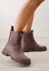 Brązowe Kalosze Typu Sztyblety z Antypoślizgową Podeszwą Volenne. Brązowe kalosze Renee, bez wzorów, z jeansu. Za 79.99 zł.