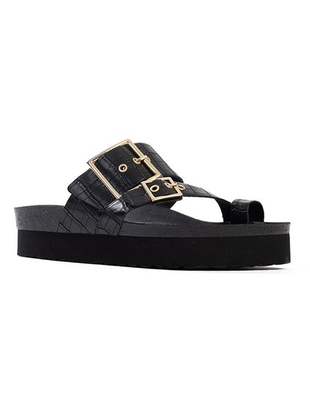 Sunbay Japonki "Tortuga" w kolorze czarnym rozmiar: 41. Czarne klapki Sunbay, bez wzorów, ze skóry, z otwartym noskiem, bez obcasa. Za 149.95 zł.
