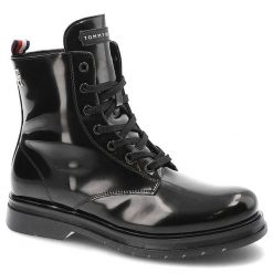 Czarne Botki Tommy Hilfiger Modne Buty Damskie. Czarne botki TOMMY HILFIGER, bez wzorów, ze skóry ekologicznej, bez obcasa, na obcasie, bez zapięcia. Za 429.00 zł.