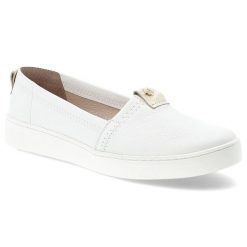 Białe Półbuty Armodo Stylowe Wsuwane Obuwie Damskie. Białe półbuty wsuwane Armodo, na lato, bez wzorów, ze skóry, eleganckie, bez obcasa, bez zapięcia. Za 249.00 zł.
