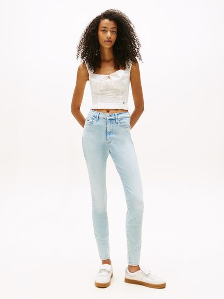 TOMMY JEANS Dżinsy - Skinny fit - w kolorze błękitnym rozmiar: W26/L32. Niebieskie jeansy Tommy Jeans, l, z aplikacjami, z podwyższonym stanem. Za 297.26 zł.