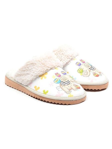 Goby Kapcie ze wzorem rozmiar: 35. Obuwie domowe Goby, bez wzorów, bez zapięcia. Za 130.99 zł.