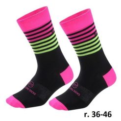 Skarpetki rowerowe unisex madani Toucan. Czarne skarpety MADANI, bez wzorów, z materiału. Za 5.00 zł.