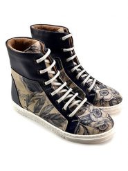 Goby Sneakersy w kolorze beżowo-czarnym ze wzorem rozmiar: 39. Brązowe trampki Goby, bez wzorów, z materiału, za kostkę, bez zapięcia. Za 260.99 zł.