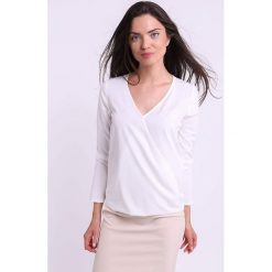 Bluzka w kolorze ecru. Białe bluzki Jesienny butik, xs, bez wzorów, bez kołnierzyka, bez ramiączek. W wyprzedaży za 89.95 zł.