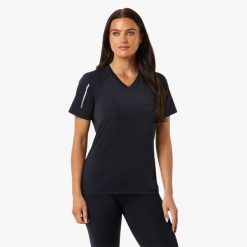 Koszulka → trening → damska → Swedemount → Core Training Tee → szybkoschnąca. Czarne bluzki SWEDEMOUNT, bez wzorów, z syntetyku, sportowe, bez kołnierzyka, bez ramiączek. W wyprzedaży za 57.00 zł.